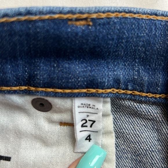 Loft Cuff Jean shorts Size 27 - Picture 4 of 8